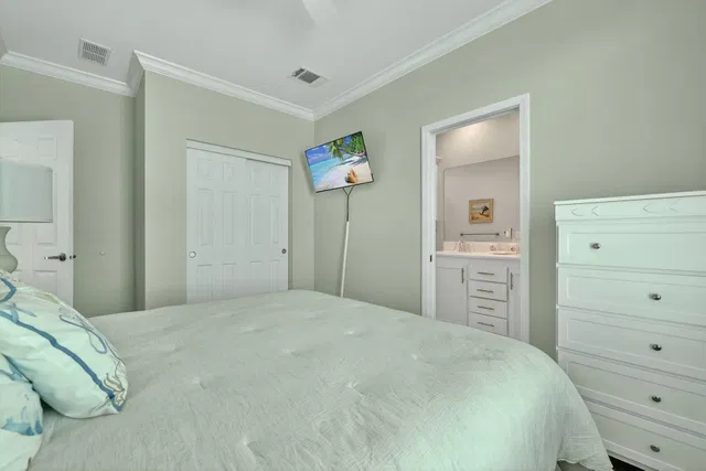 Residence photo 18