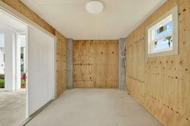 Residence photo 26