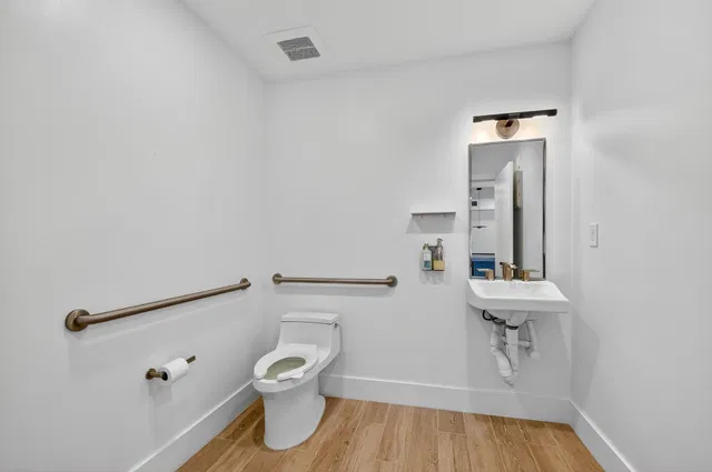 Residence photo 5