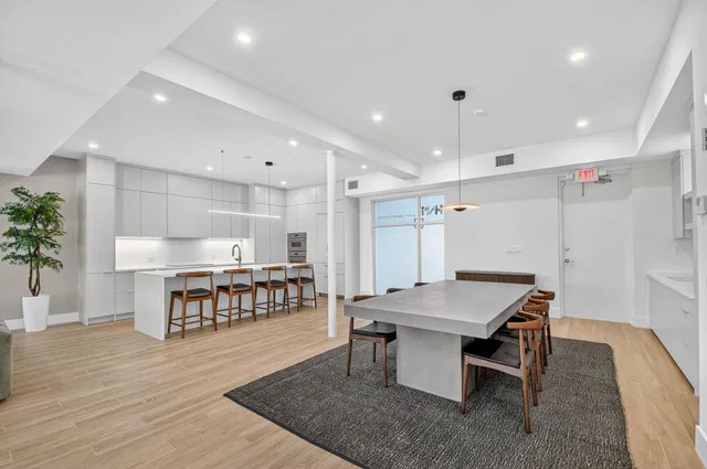 Residence photo 18