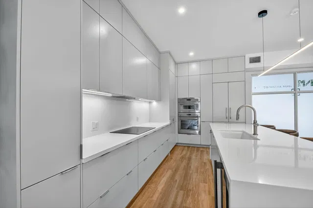 Residence photo 25