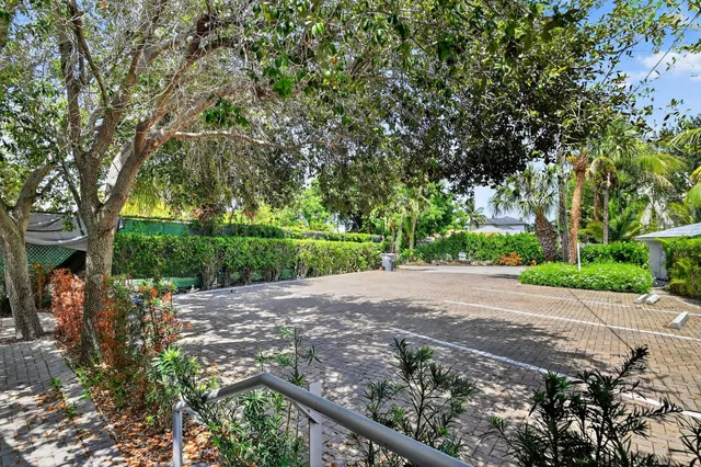 Residence photo 31
