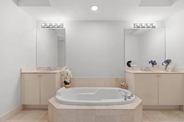 One City Plaza Unit 1417 photo 15