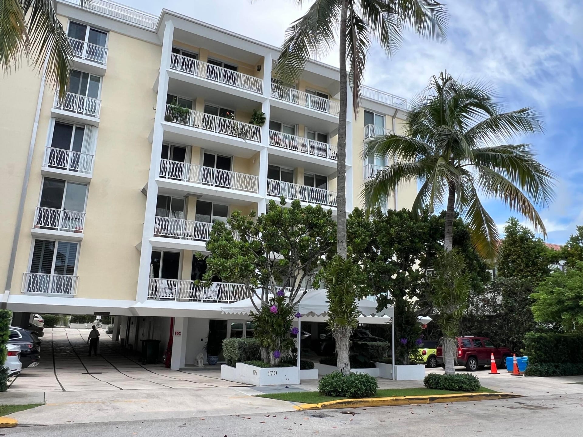 170 Chilean Avenue #5d