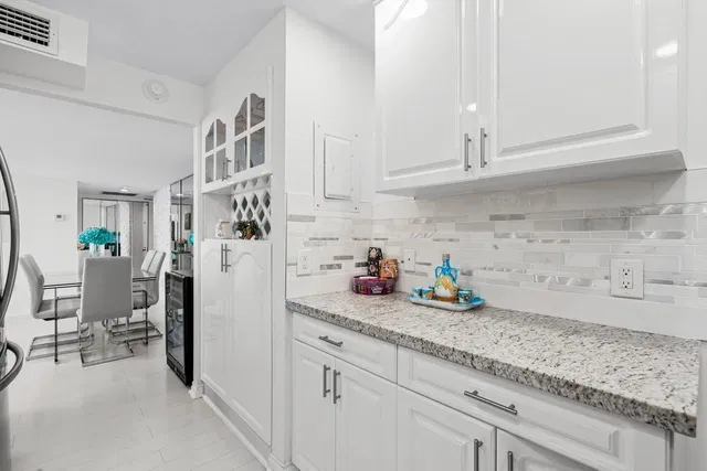 Palm Beach House Unit 2004 photo 10