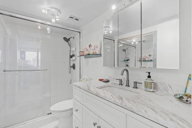 Palm Beach House Unit 2004 photo 18