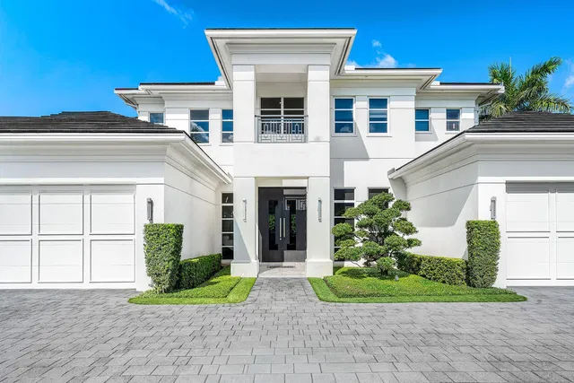 Royal Palm Yacht and Country Club Residence photo 5