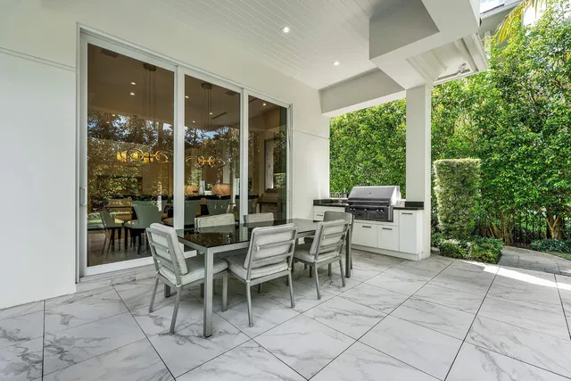 Royal Palm Yacht and Country Club Residence photo 19