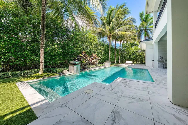 Royal Palm Yacht and Country Club Residence photo 20