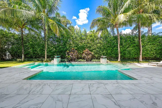 Royal Palm Yacht and Country Club Residence photo 25