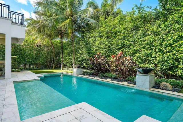 Royal Palm Yacht and Country Club Residence photo 27