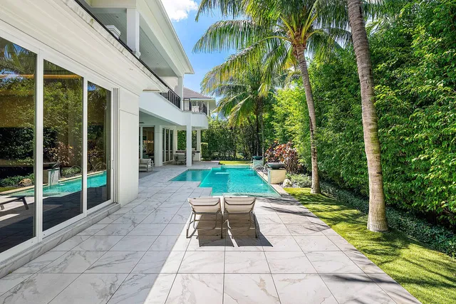 Royal Palm Yacht and Country Club Residence photo 28