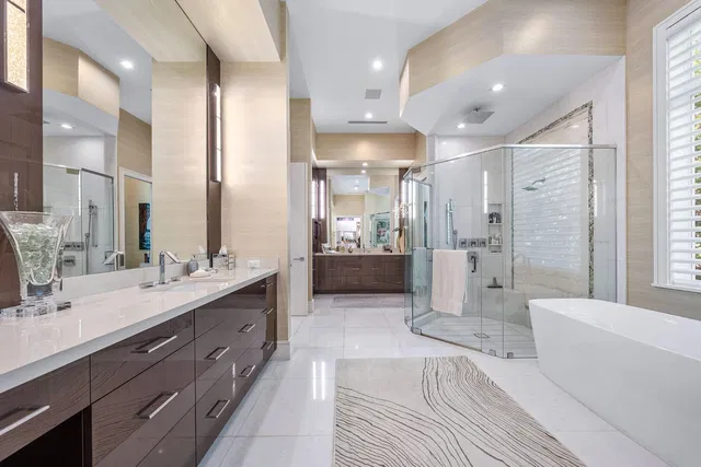 Royal Palm Yacht and Country Club Residence photo 39