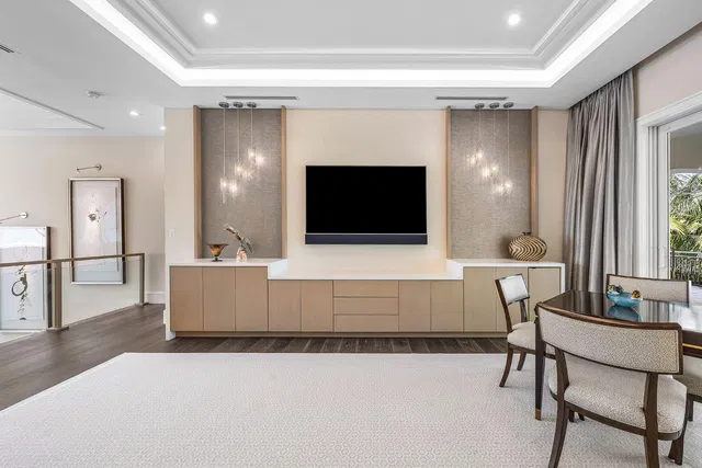 Royal Palm Yacht and Country Club Residence photo 44