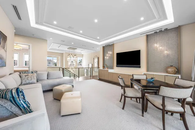 Royal Palm Yacht and Country Club Residence photo 48