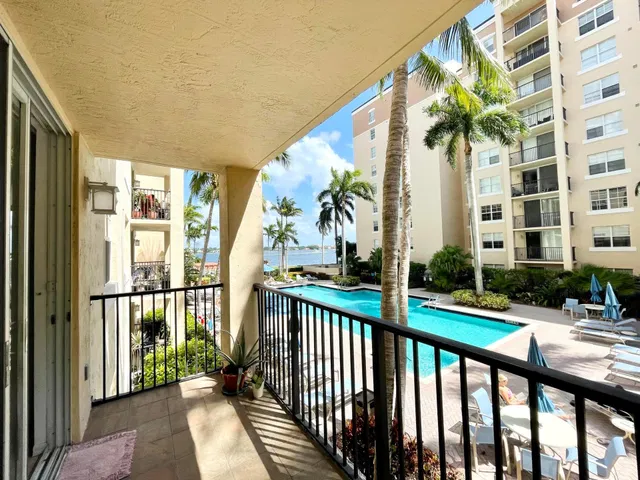 Flagler Pointe Unit 233 photo 7