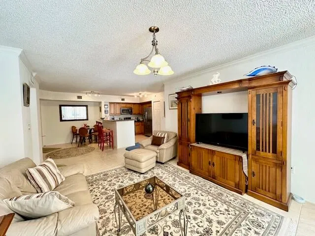 Flagler Pointe Unit 233 photo 9