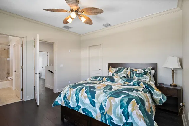 Residence photo 49