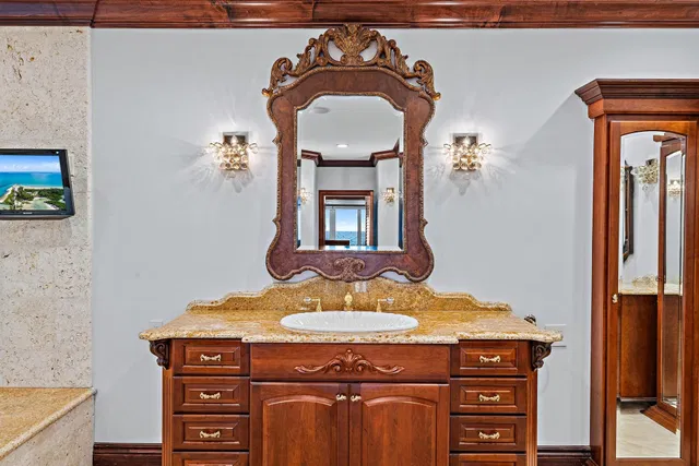  Residence photo 54