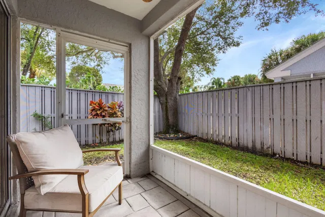 PGA National Palm Beach Gardens Residence photo 22
