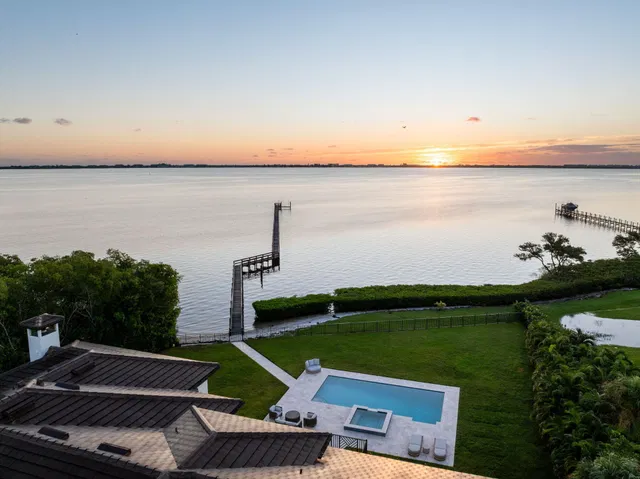 Sewall's Point Residence photo 4