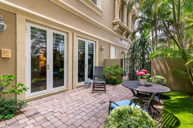 Saturnia Boca Raton Unit 8 photo 37