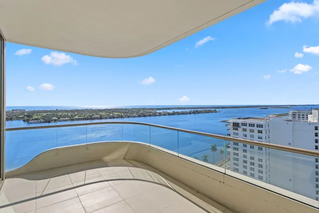 La Clara Palm Beach Unit 1803 photo 10