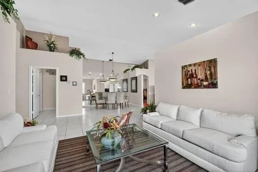  Residence photo 9