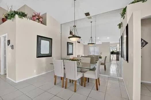  Residence photo 10