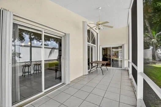  Residence photo 35