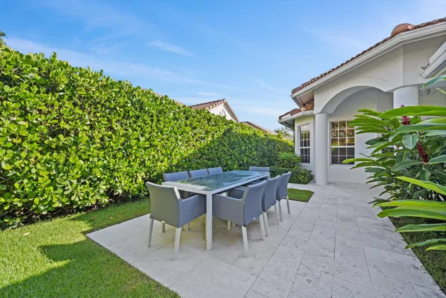 Shady Oaks Residence photo 5