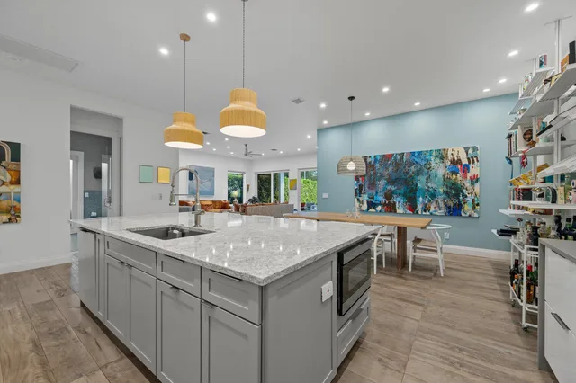Shady Oaks Residence photo 11