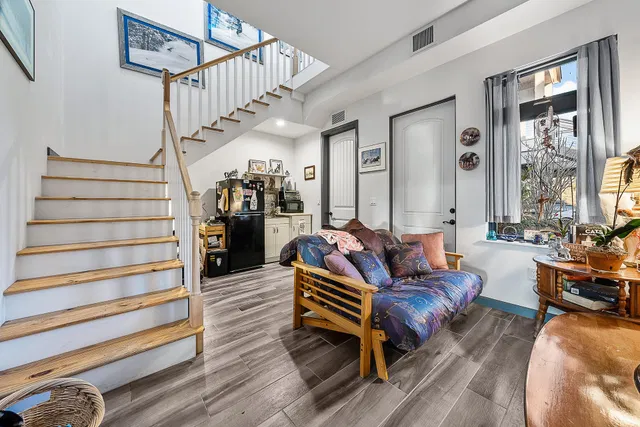  Residence photo 16
