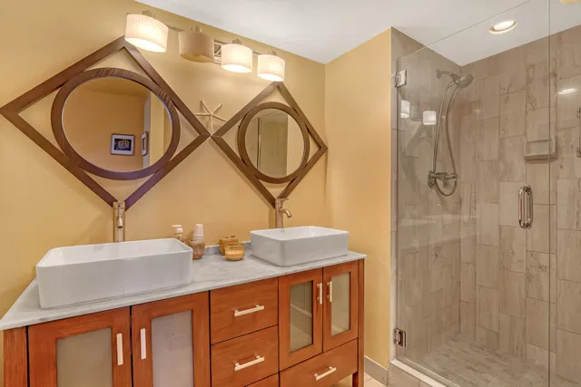 Corniche Singer Island Unit 904 photo 11