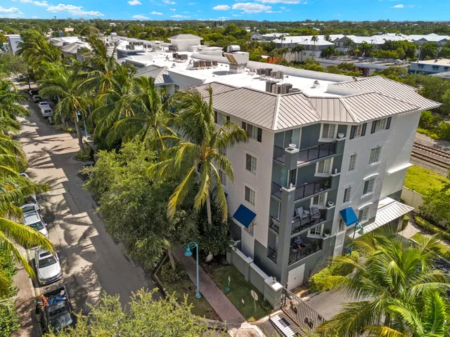 Pineapple Grove Village Condominiums Unit 2303 photo 10