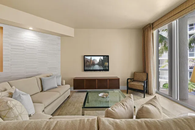 Beach Front at Singer Island Unit 406 photo 5