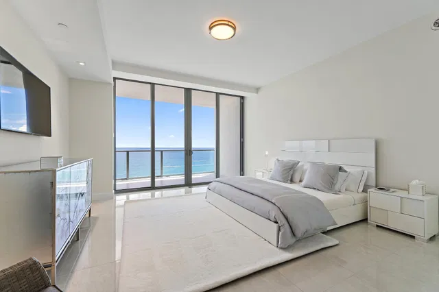 Amrit Ocean Resort & Residences Unit H1603 photo 6