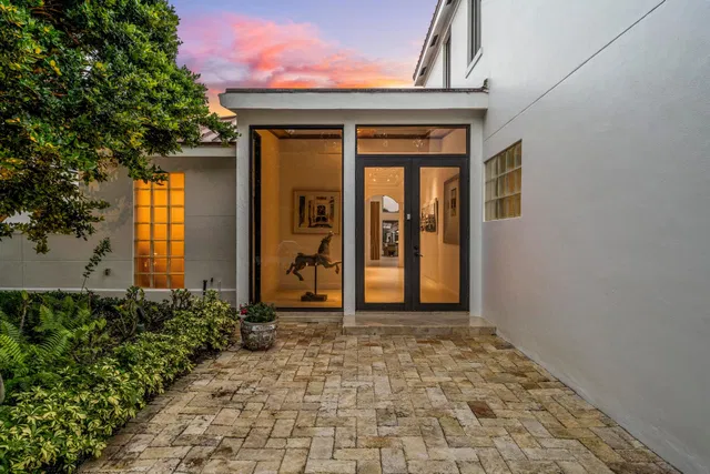 Frenchman's Creek Residence photo 10