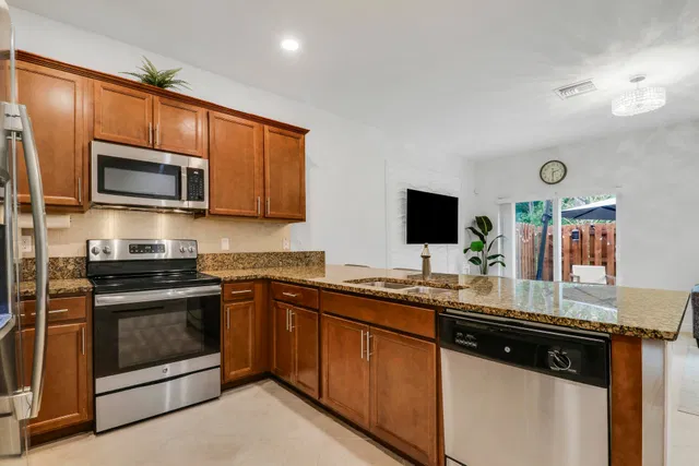  Residence photo 14
