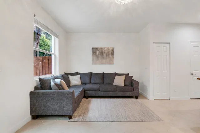  Residence photo 21