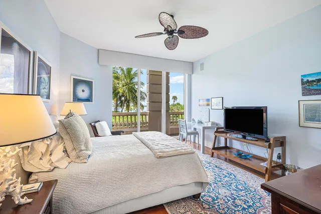 Bellaria Condos Palm Beach Unit 201 photo 8