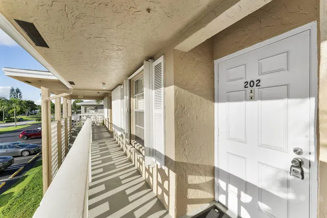 Unit 202 photo 2