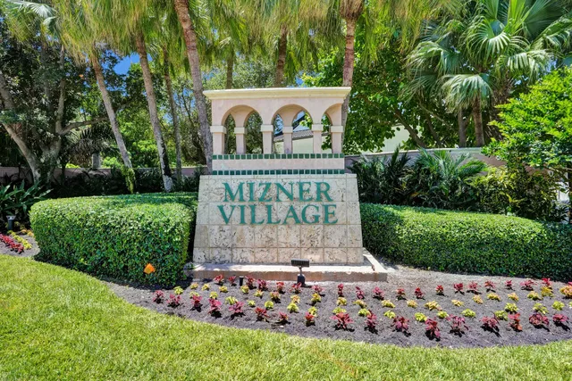 Mizner Court Unit 406 photo 27