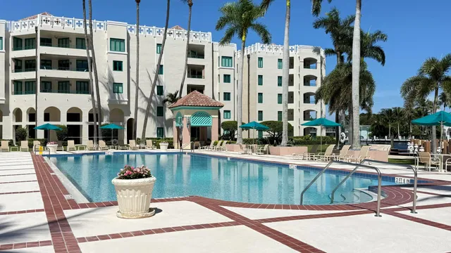 Mizner Court Unit 406 photo 32