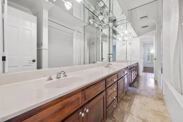 Boca Bath & Tennis Residence photo 29
