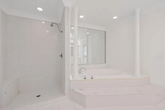 Boca Bath & Tennis Residence photo 36