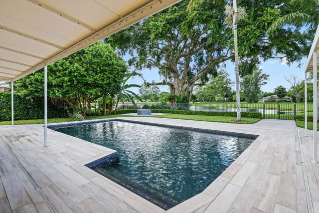 Boca Bath & Tennis Residence photo 42