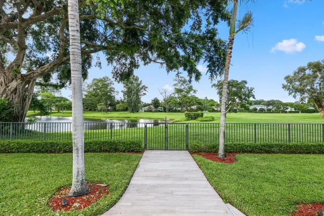 Boca Bath & Tennis Residence photo 51