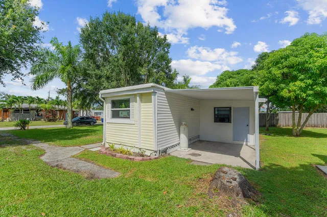  Residence photo 23