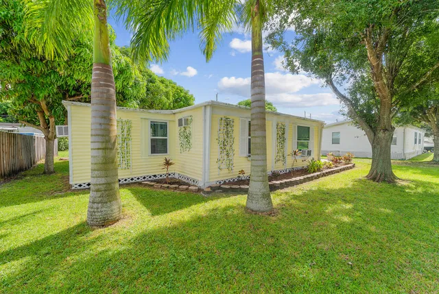  Residence photo 27